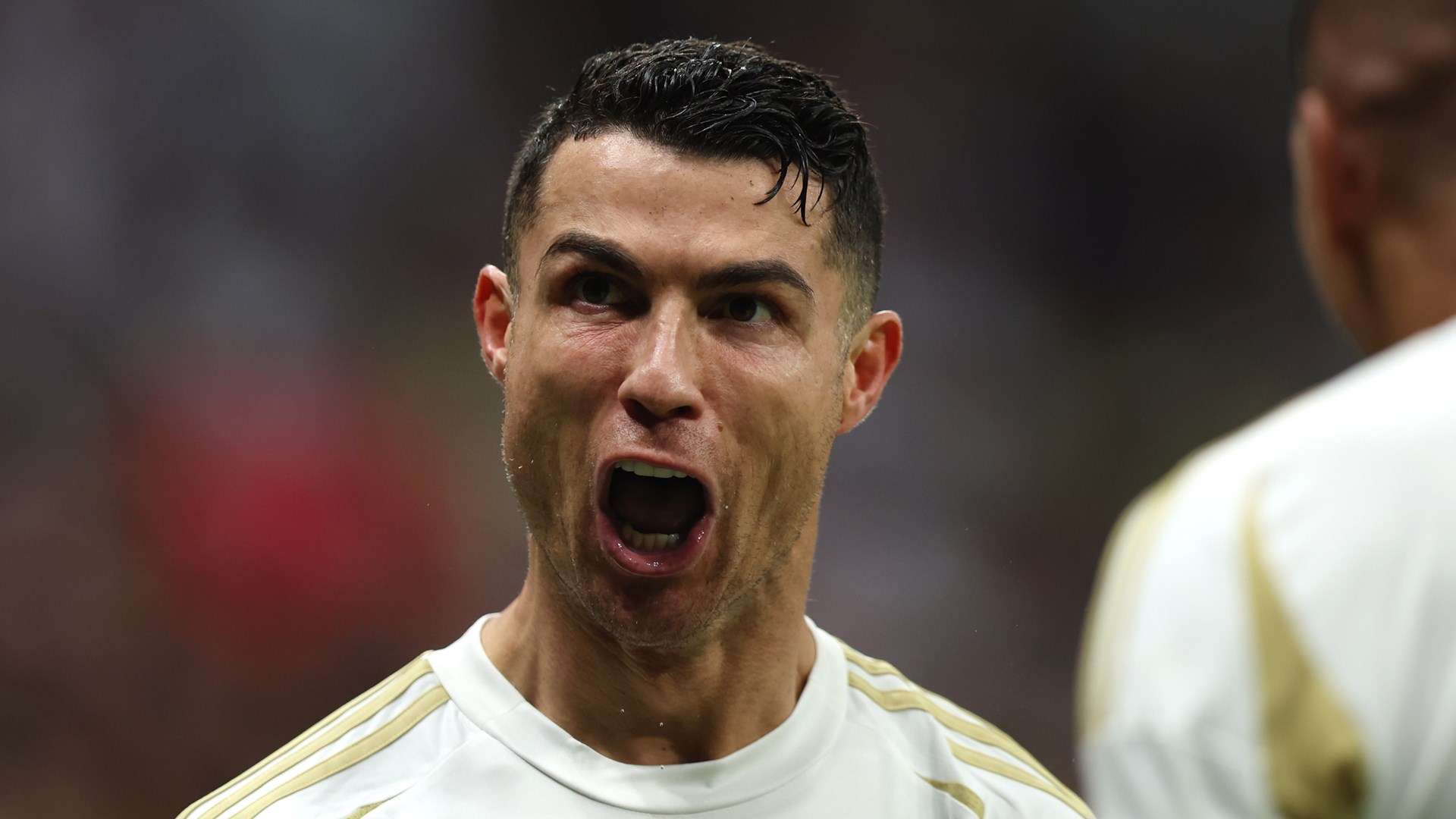 里奥阿维在葡超联赛中展现强大实力无人可挡